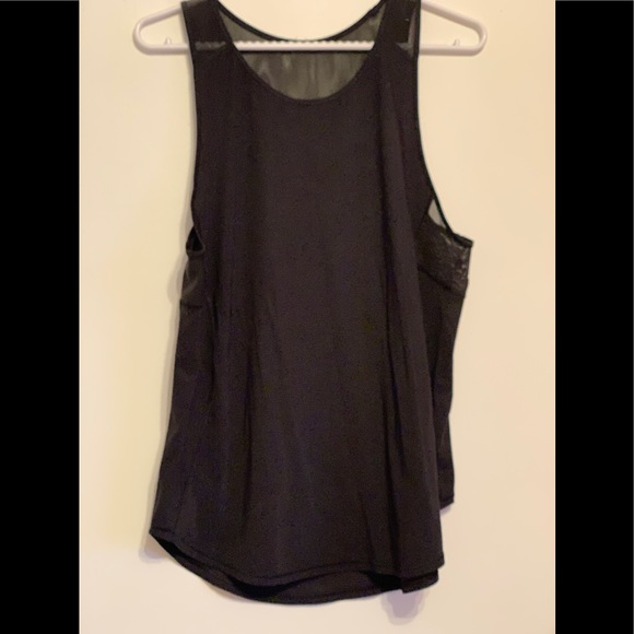 Lululemon Black Sculpt Tank II - Picture 5 of 7